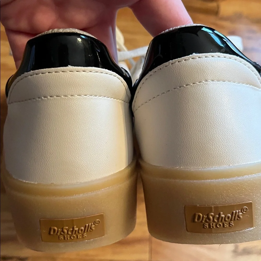 Dr. Scholl’s Size 9 Madison Lace Ivory Vegan Sneakers Leopard Accent Nonskid EUC
